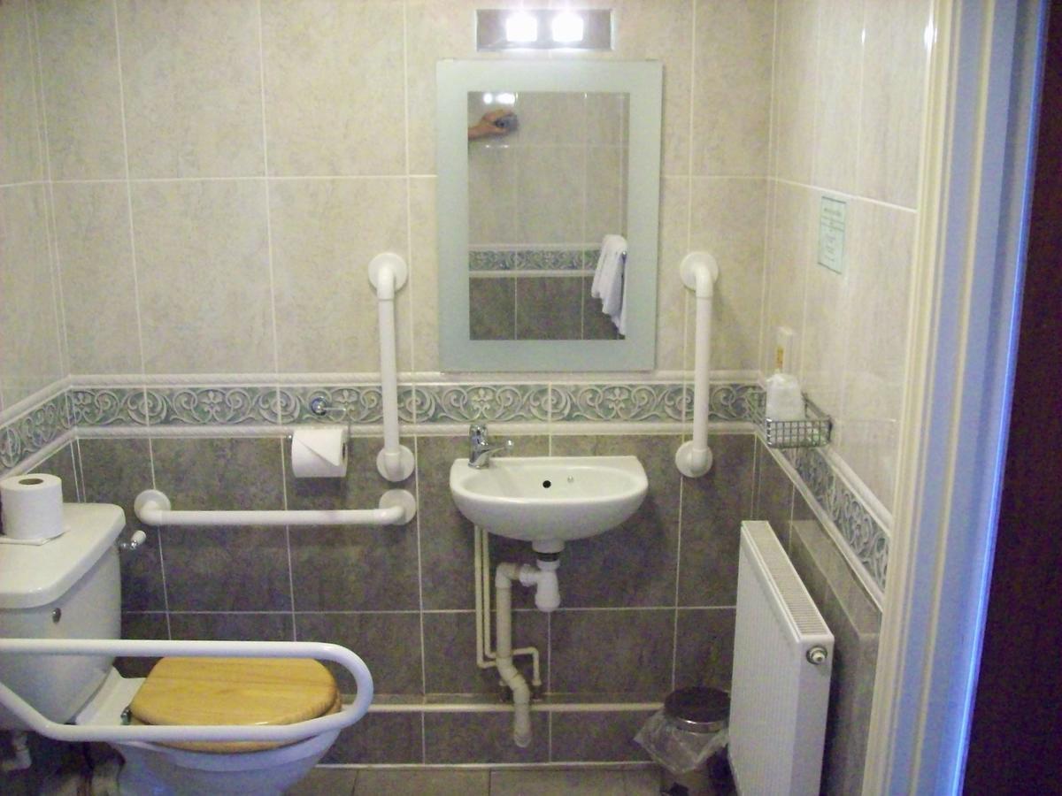 The Fountain Inn Parkend Екстериор снимка